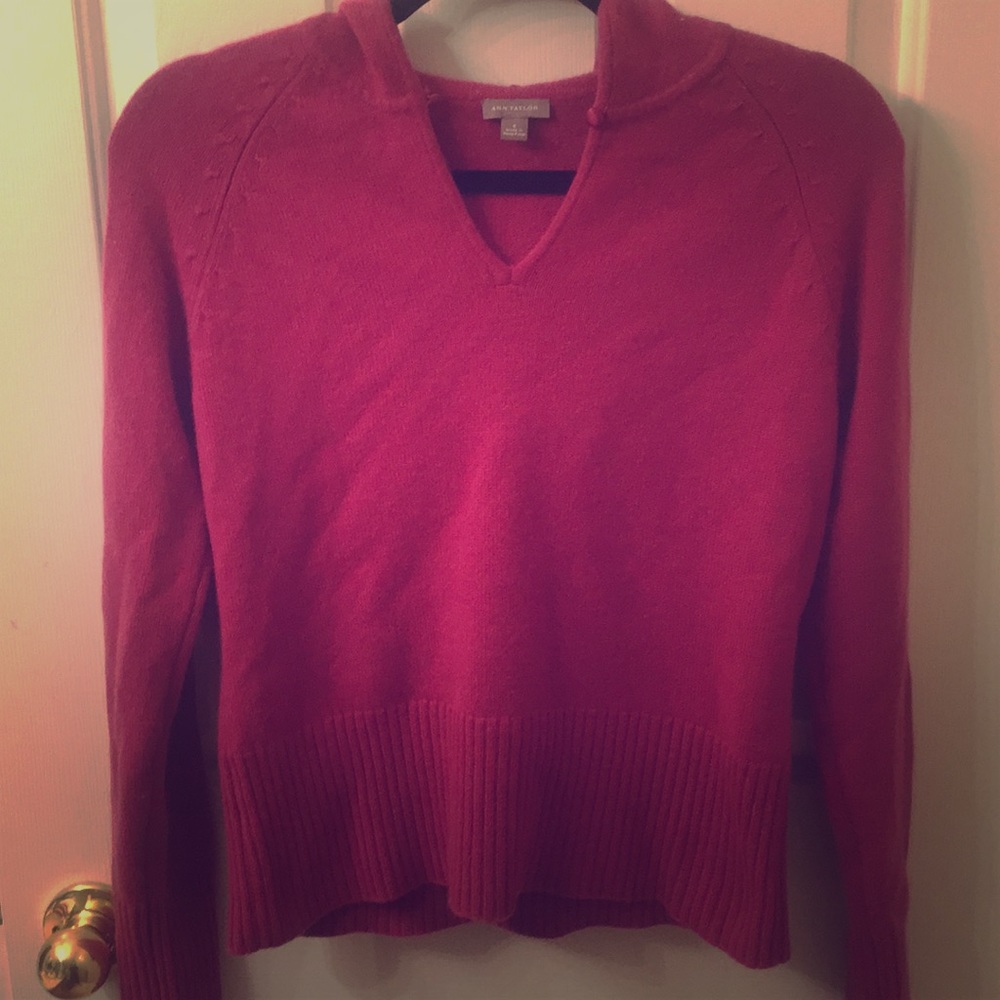100% Cashmere Ann Taylor Sweater